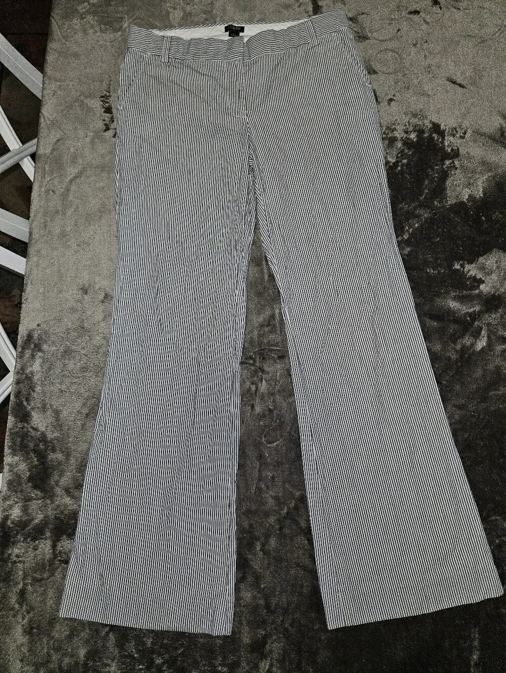 J. Crew City Fit Navy and White Striped Trousers Sz 6 Preppy Nautical Parisian